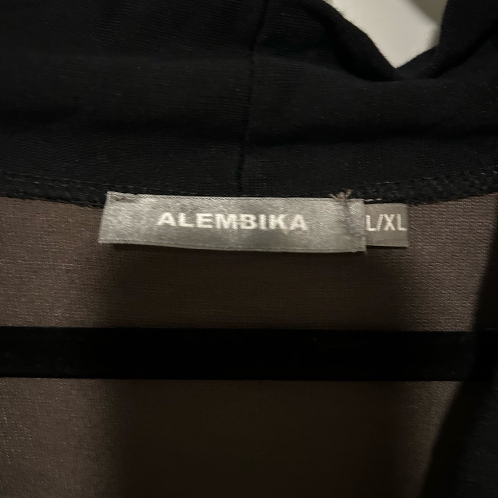 Alembika Brown and Black V-Neck Top - Picture 2 of 3